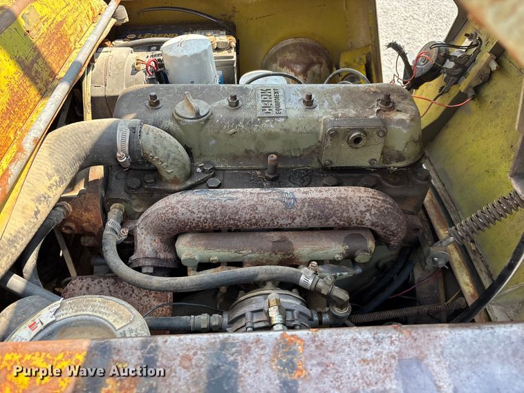 image for item FG0550 Clark C500-50 forklift