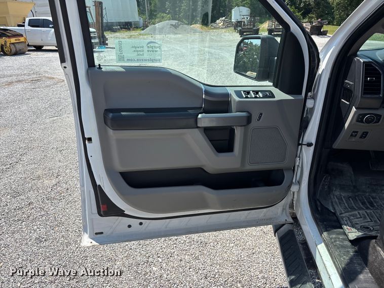 image for item FG0553 2018 Ford F150 Ext. Cab pickup truck