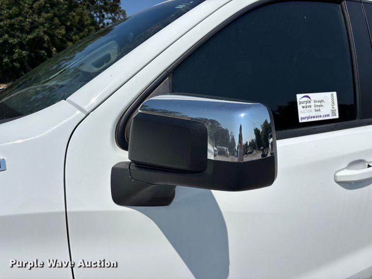 image for item FG0556 2021 Chevrolet Silverado 1500 Crew Cab pickup truck