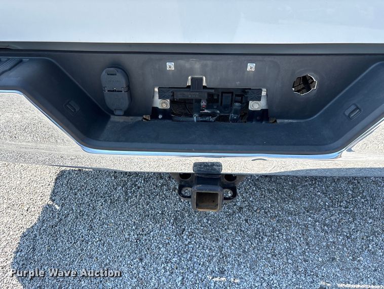 image for item FG0556 2021 Chevrolet Silverado 1500 Crew Cab pickup truck