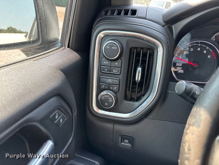 image for item FG0556 2021 Chevrolet Silverado 1500 Crew Cab pickup truck