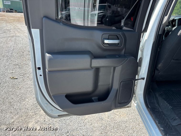 image for item FG0556 2021 Chevrolet Silverado 1500 Crew Cab pickup truck
