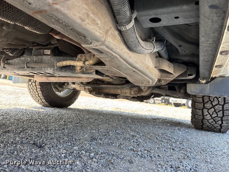 image for item FG0556 2021 Chevrolet Silverado 1500 Crew Cab pickup truck