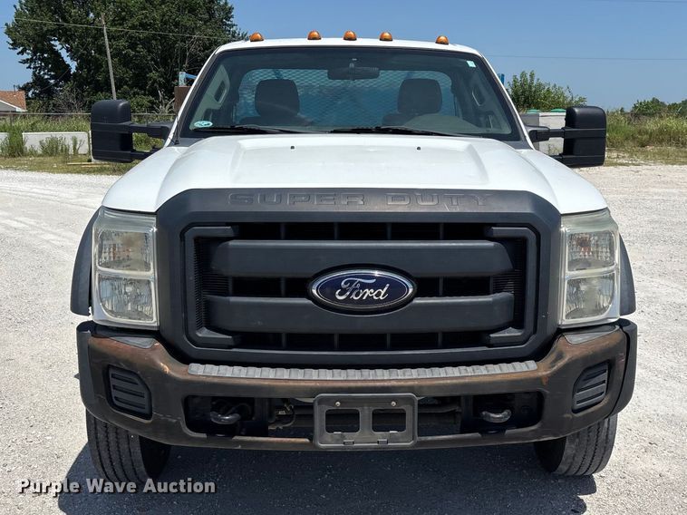 image for item FG0557 2012 Ford F550 Super Duty XL flatbed truck