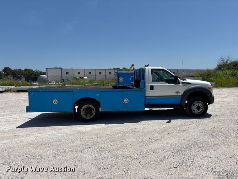 image for item FG0557 2012 Ford F550 Super Duty XL flatbed truck