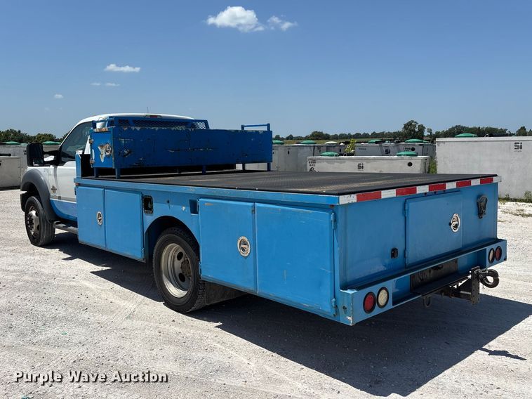 image for item FG0557 2012 Ford F550 Super Duty XL flatbed truck