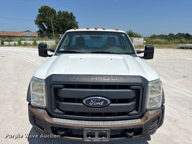 image for item FG0557 2012 Ford F550 Super Duty XL flatbed truck