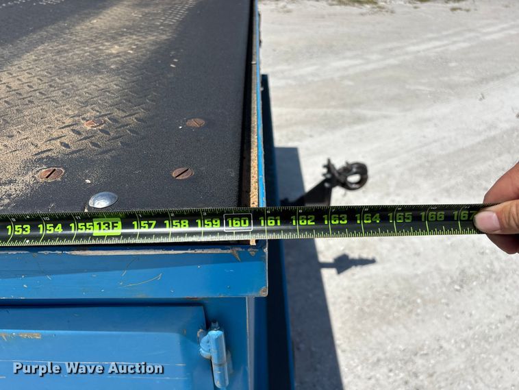 image for item FG0557 2012 Ford F550 Super Duty XL flatbed truck