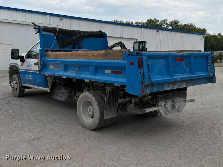 image for item FH6178 2021 GMC Sierra 3500HD dump bed pickup truck