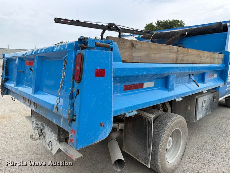 image for item FH6178 2021 GMC Sierra 3500HD dump bed pickup truck