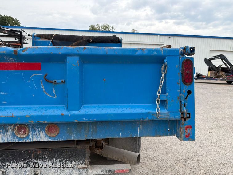 image for item FH6178 2021 GMC Sierra 3500HD dump bed pickup truck