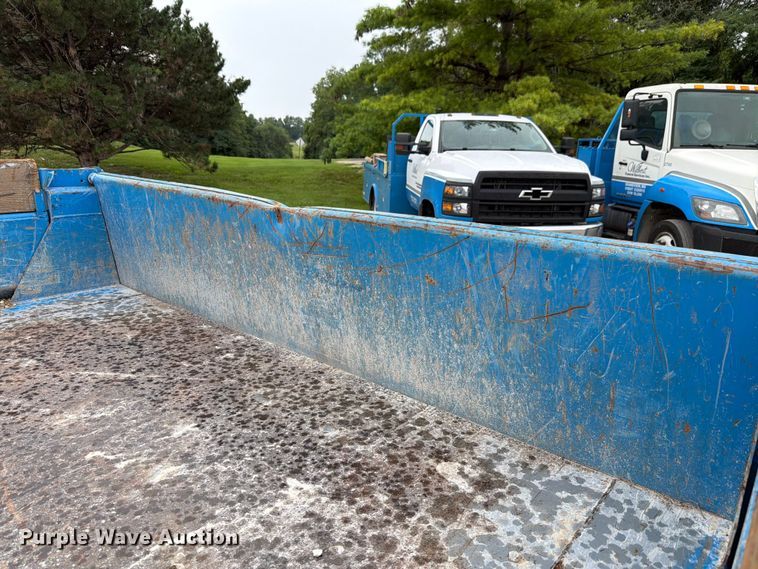 image for item FH6178 2021 GMC Sierra 3500HD dump bed pickup truck