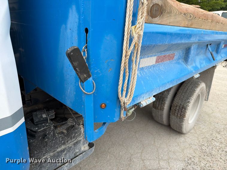 image for item FH6178 2021 GMC Sierra 3500HD dump bed pickup truck