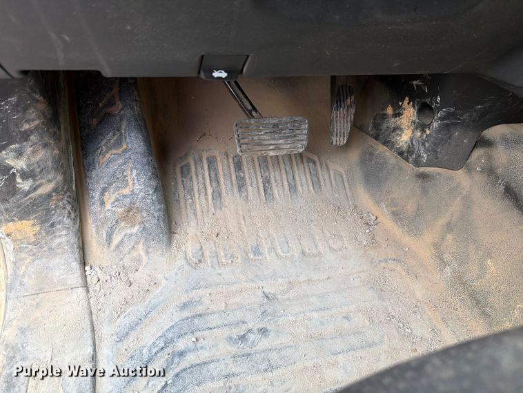 image for item FH6178 2021 GMC Sierra 3500HD dump bed pickup truck