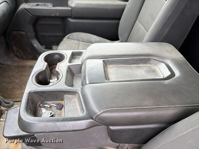 image for item FH6178 2021 GMC Sierra 3500HD dump bed pickup truck
