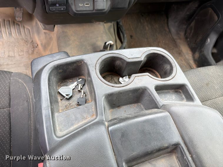 image for item FH6178 2021 GMC Sierra 3500HD dump bed pickup truck
