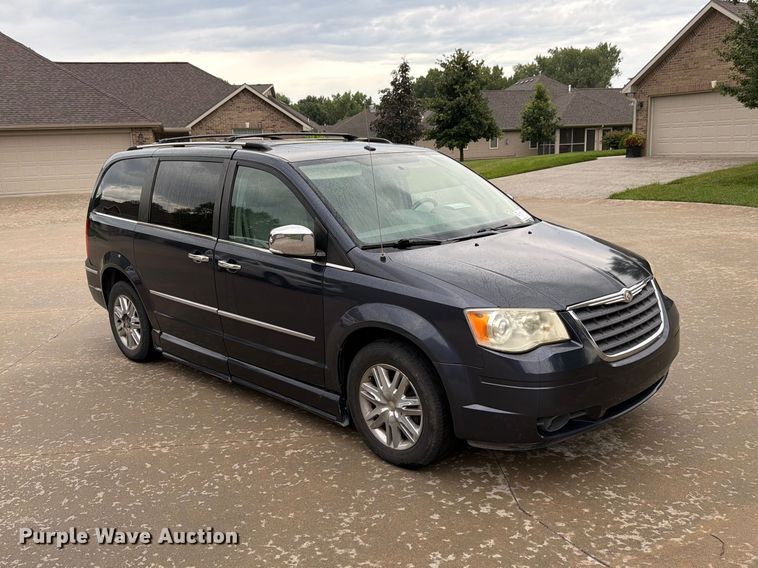 image for item FH6244 2008 Chrysler Town & Country Limited  handicap accessible van