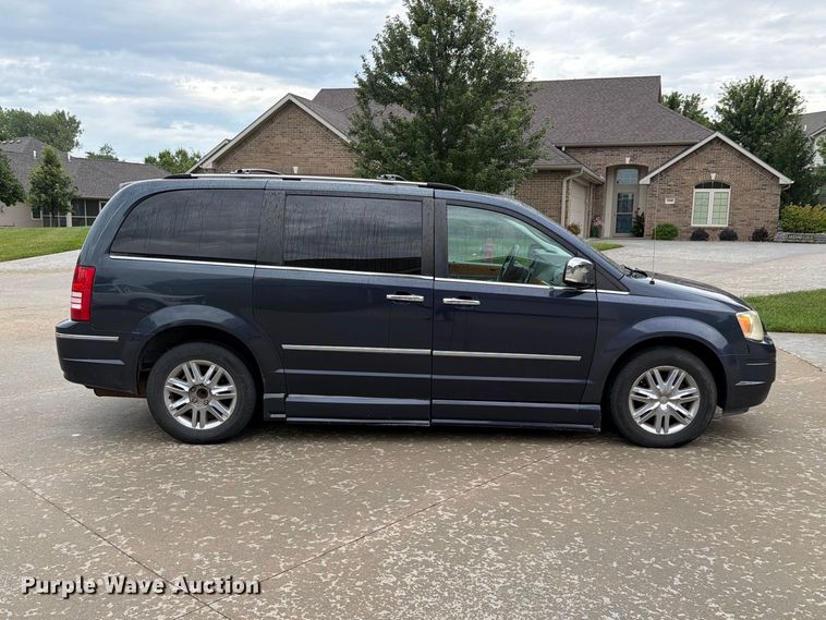 image for item FH6244 2008 Chrysler Town & Country Limited  handicap accessible van