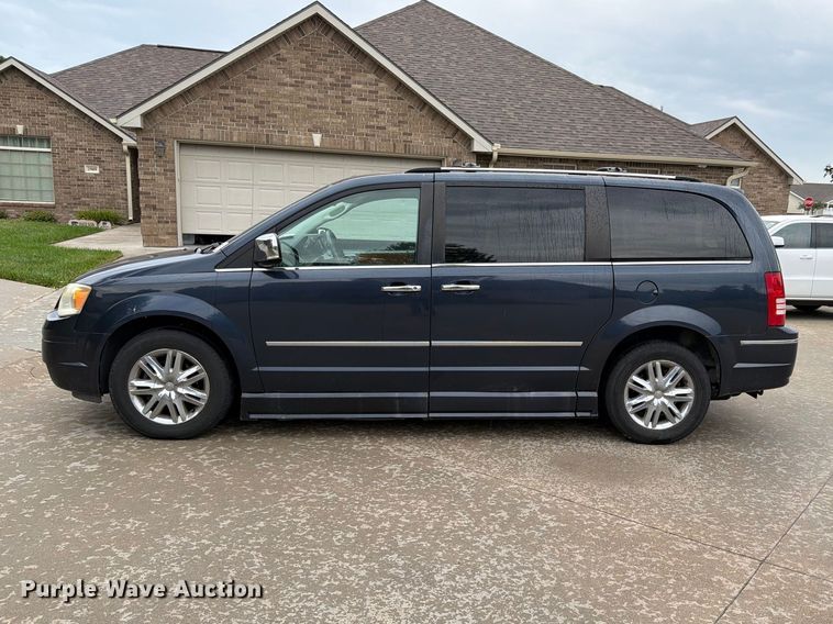 image for item FH6244 2008 Chrysler Town & Country Limited  handicap accessible van