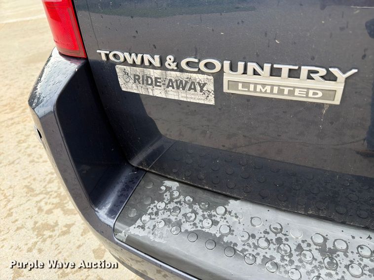 image for item FH6244 2008 Chrysler Town & Country Limited  handicap accessible van