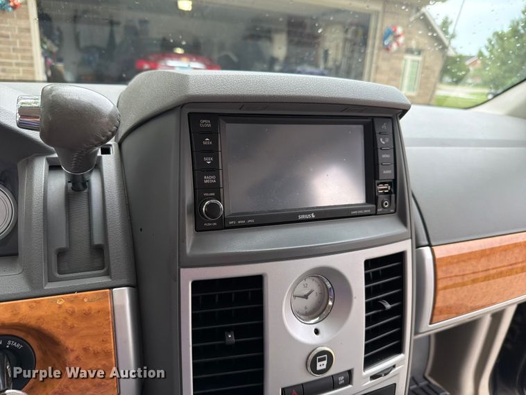 image for item FH6244 2008 Chrysler Town & Country Limited  handicap accessible van