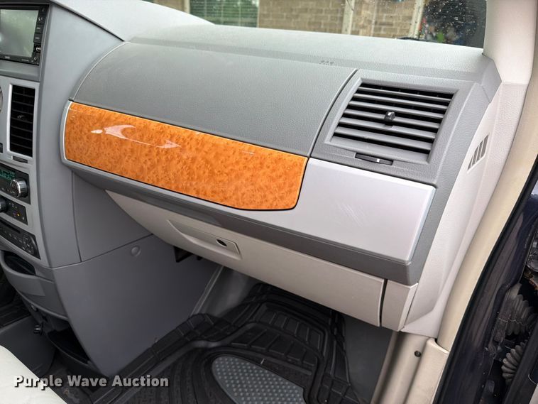 image for item FH6244 2008 Chrysler Town & Country Limited  handicap accessible van