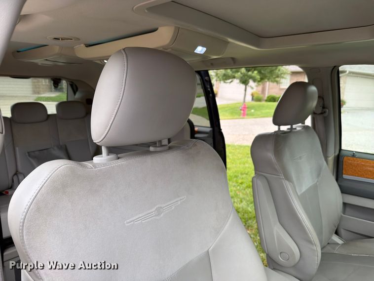 image for item FH6244 2008 Chrysler Town & Country Limited  handicap accessible van
