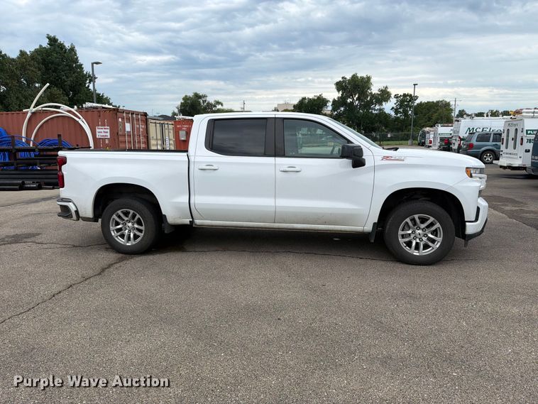 image for item FH6247 2021 Chevrolet Silverado 1500 RST Crew Cab pickup truck