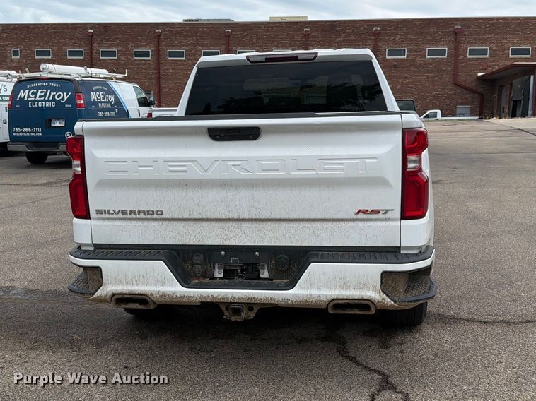 image for item FH6247 2021 Chevrolet Silverado 1500 RST Crew Cab pickup truck