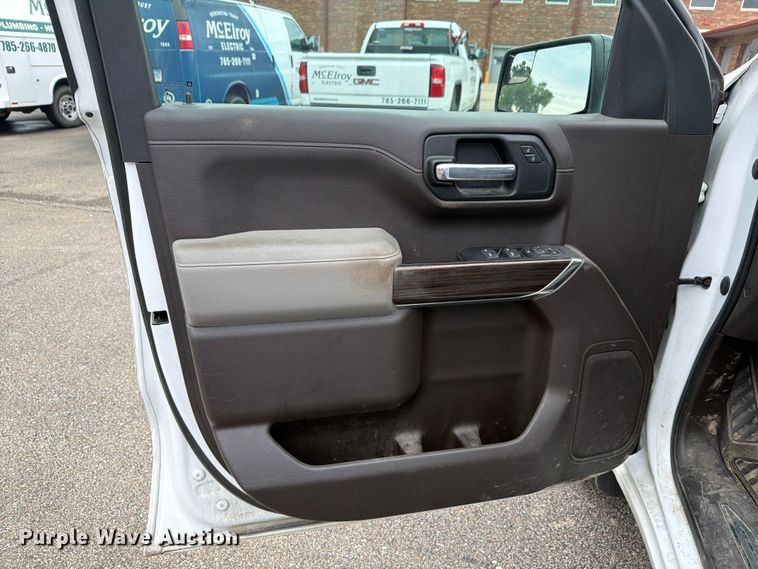 image for item FH6247 2021 Chevrolet Silverado 1500 RST Crew Cab pickup truck