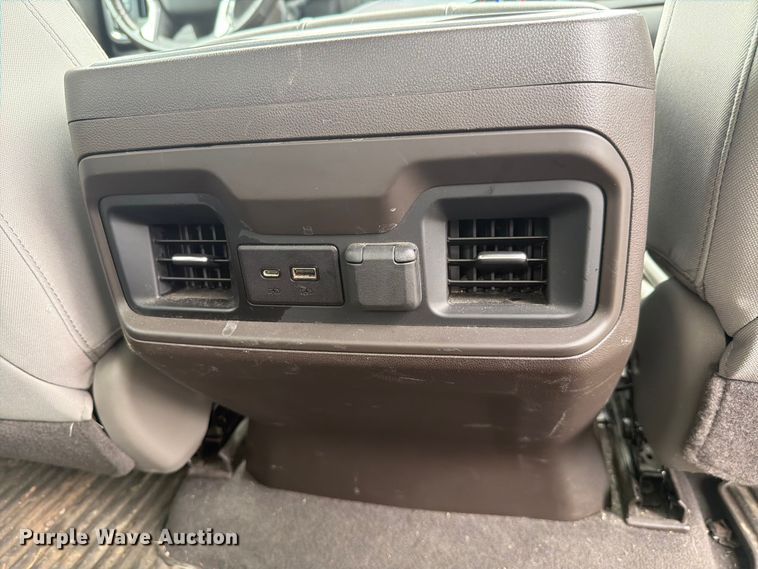 image for item FH6247 2021 Chevrolet Silverado 1500 RST Crew Cab pickup truck