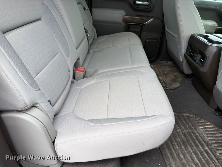 image for item FH6247 2021 Chevrolet Silverado 1500 RST Crew Cab pickup truck