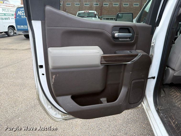 image for item FH6247 2021 Chevrolet Silverado 1500 RST Crew Cab pickup truck