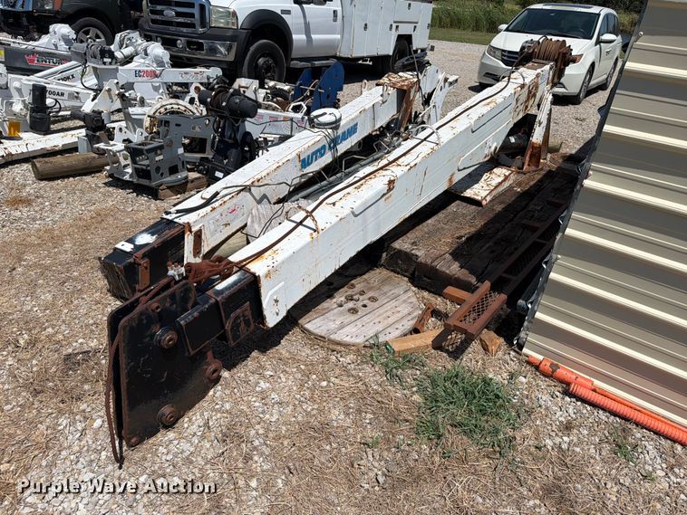 Truck crane