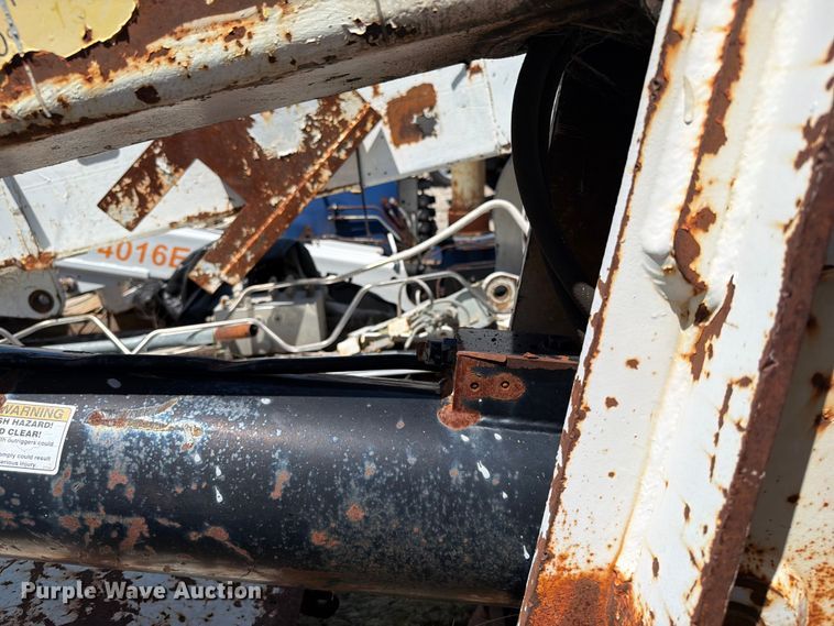 image for item FI0303 Truck crane