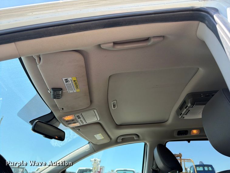 image for item FI0304 2014 Honda Odyssey van