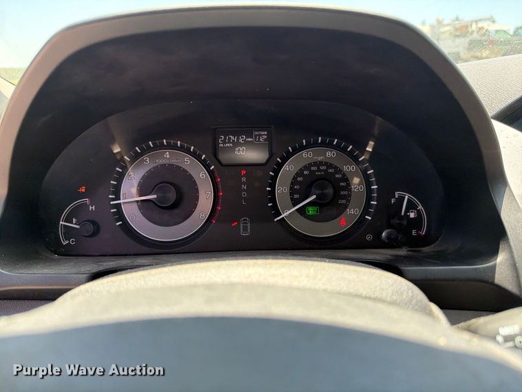 image for item FI0304 2014 Honda Odyssey van
