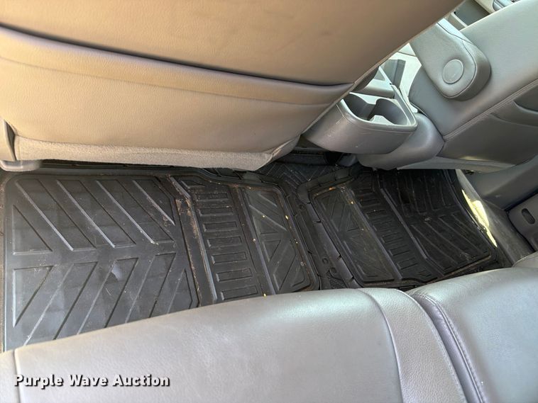 image for item FI0304 2014 Honda Odyssey van