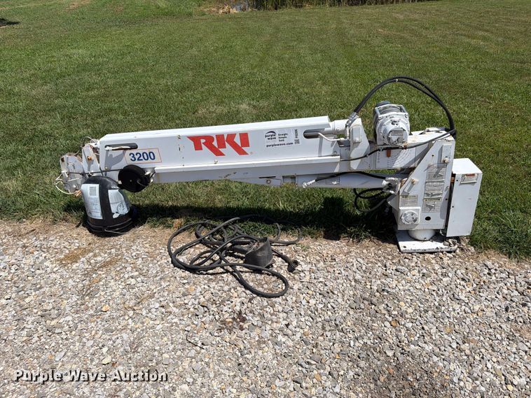 image for item FI0306 RKI 3200-3ERX15 truck crane