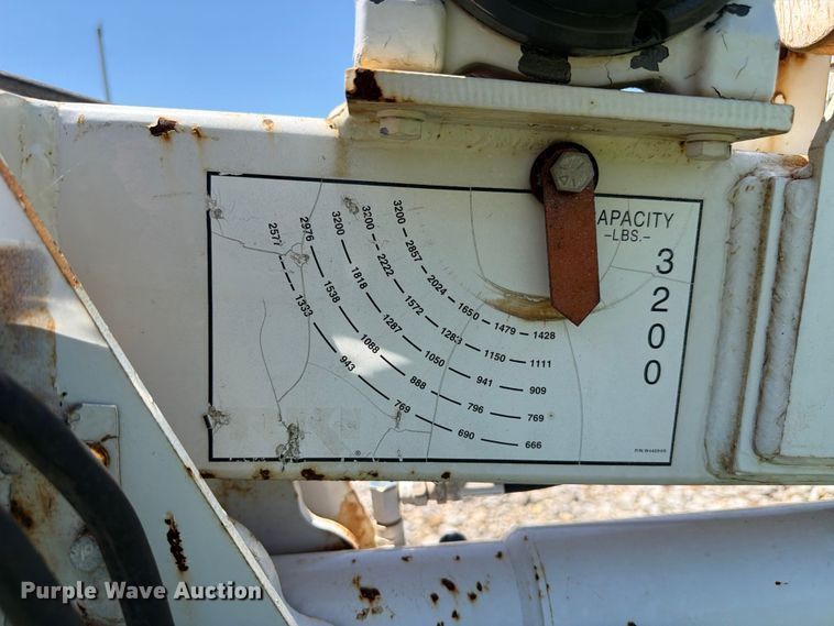 image for item FI0306 RKI 3200-3ERX15 truck crane