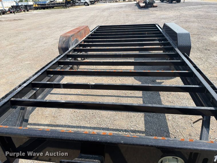 image for item FI0325 2024 Maxey Trailers Maxx-D flatbed trailer
