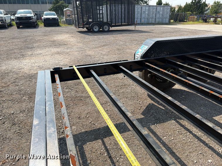 image for item FI0325 2024 Maxey Trailers Maxx-D flatbed trailer