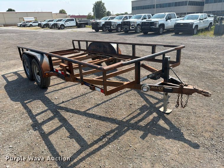 image for item FI0327 2011 Maxey flatbed trailer