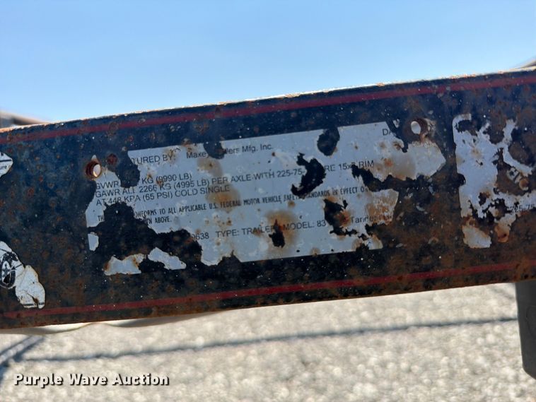 image for item FI0327 2011 Maxey flatbed trailer
