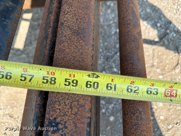 image for item FI0328 2015 Carry On Trailer Corporation equipment trailer