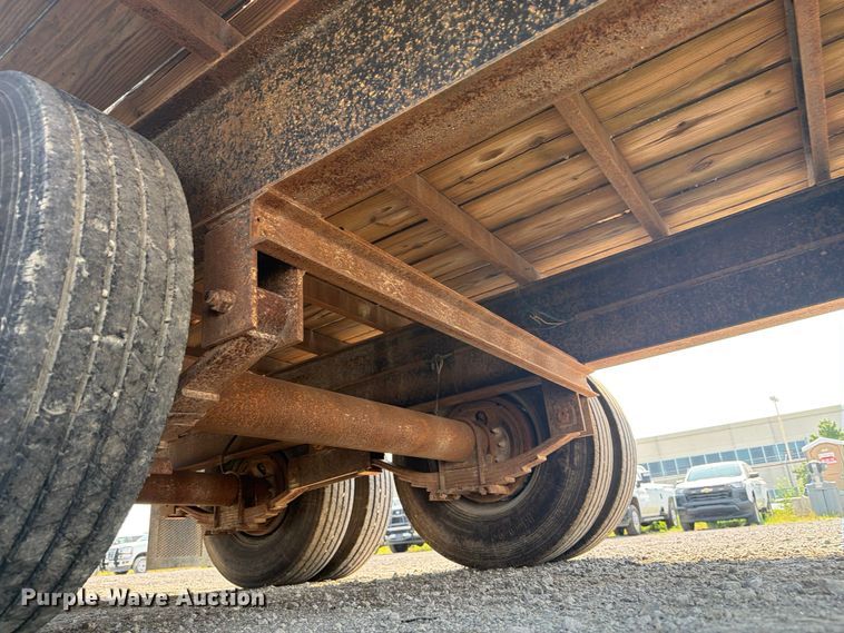 image for item FI0328 2015 Carry On Trailer Corporation equipment trailer