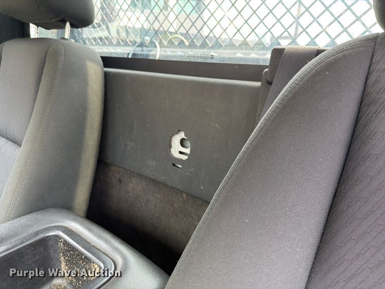 image for item FI1008 2013 GMC Sierra 2500HD flatbed pickup truck