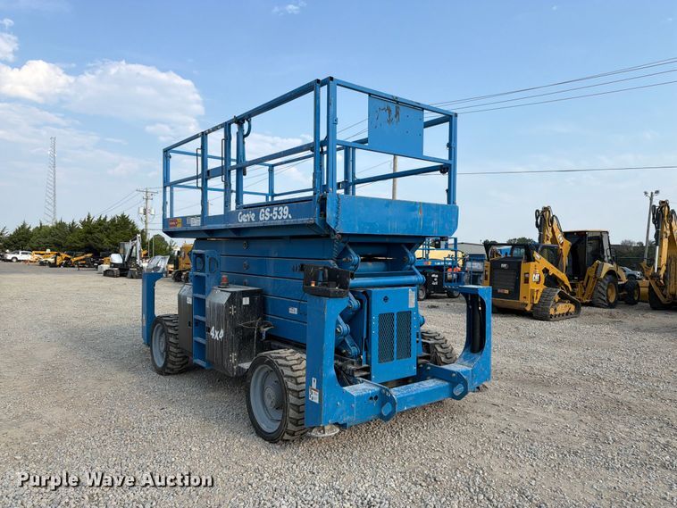 image for item FK3035 2015 Genie GS-5390 scissor lift