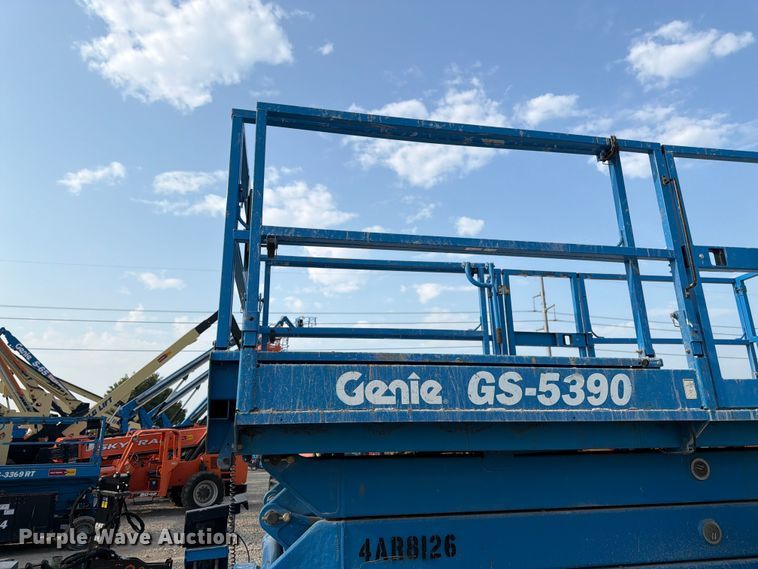 image for item FK3035 2015 Genie GS-5390 scissor lift