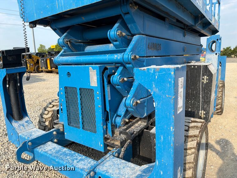image for item FK3035 2015 Genie GS-5390 scissor lift